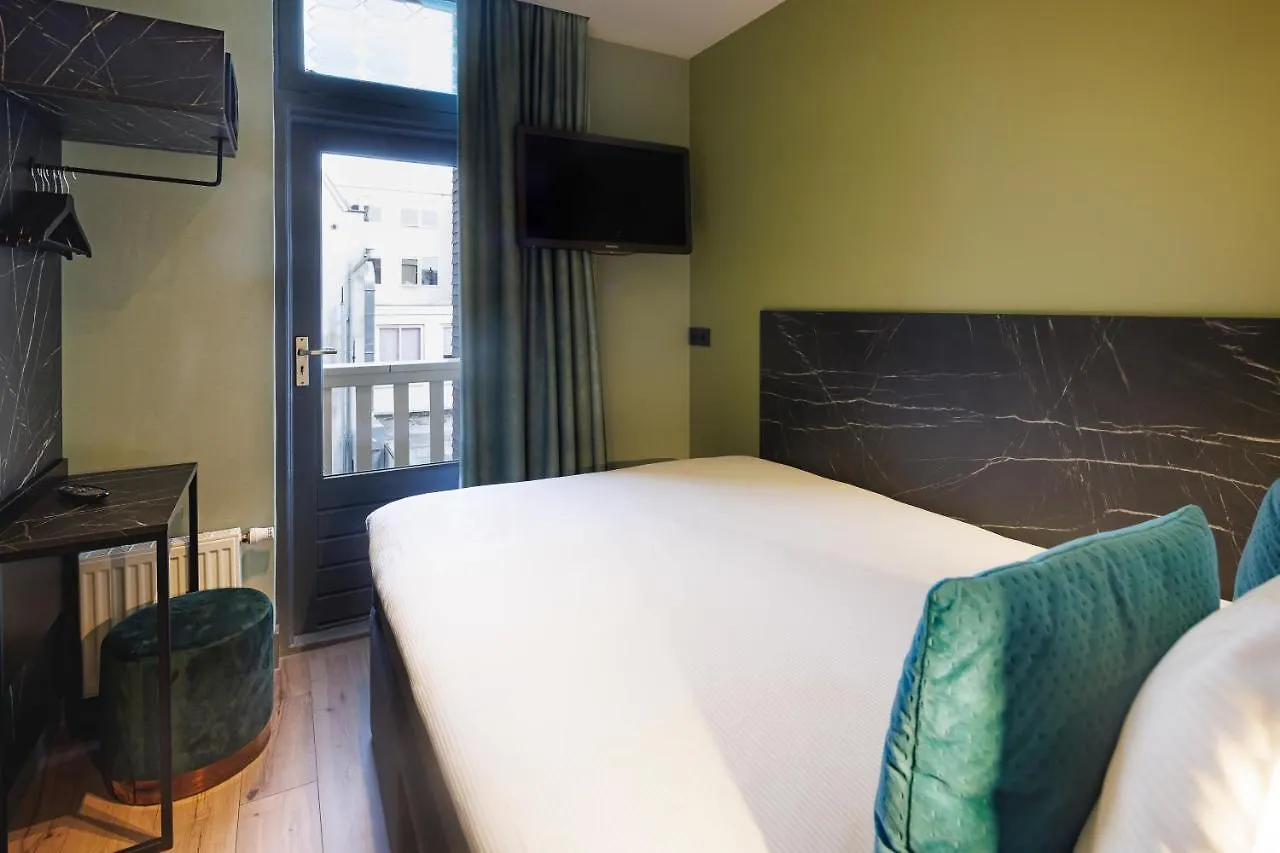Ciao Papa Hotel Amsterdam Central Station