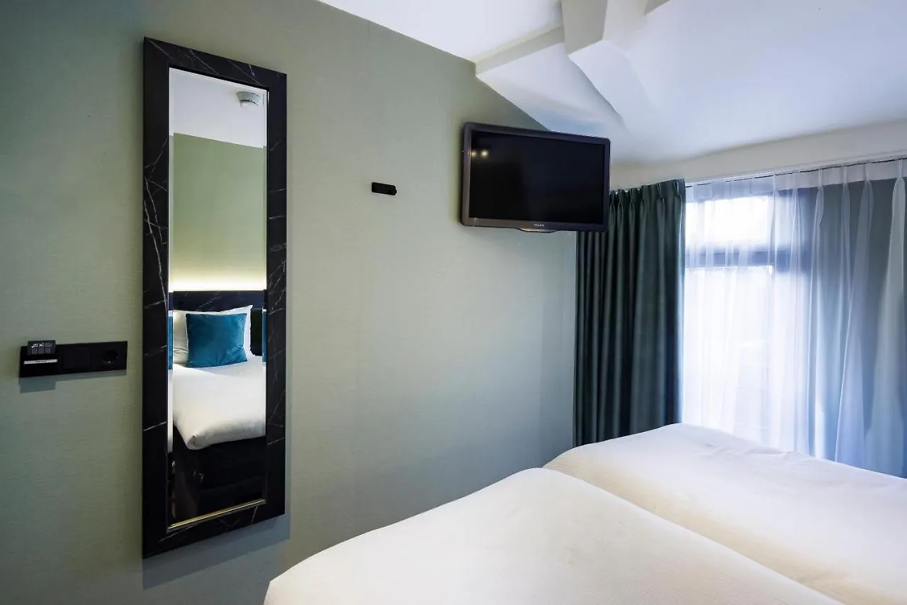 ***  Ciao Papa Hotel Amsterdam Central Station Netherlands
