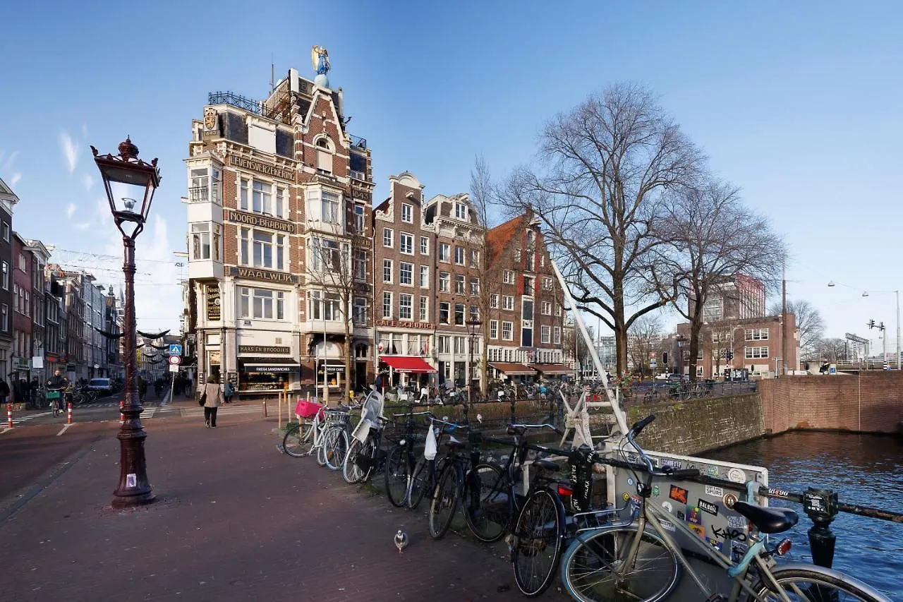 Ciao Papa Hotel Amsterdam Central Station 3*,  Netherlands