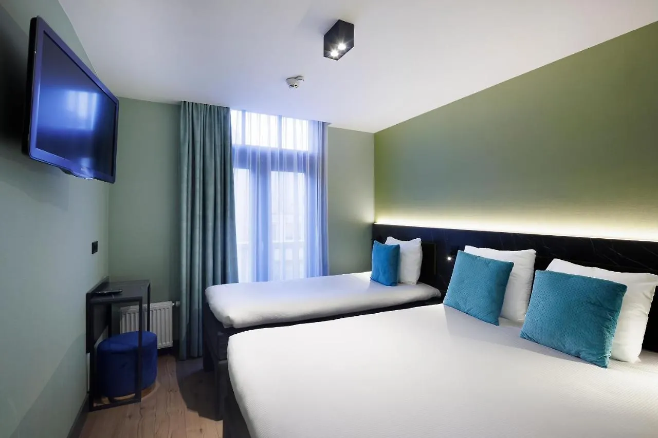 Ciao Papa Hotel Amsterdam Central Station