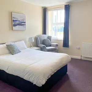 https://bramall-house-accommodation.yorkshirehotels.net